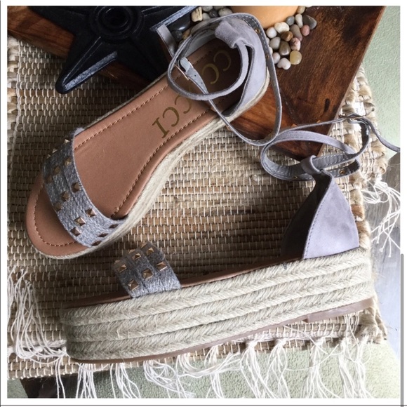 Mary Jane Studded Ankle Espadrilles - Picture 3 of 4